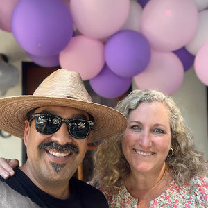 Meet your Posher, Elise